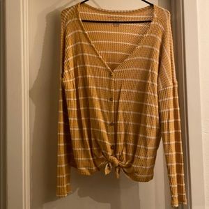American Eagle sweater/cardigan